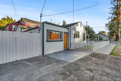 1594 Laurel Street, Napa, CA 94559 - Photo 4