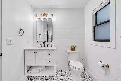 1594 Laurel Street, Napa, CA 94559 - Photo 18