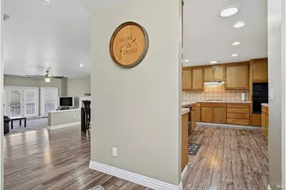 19246 N Shore Court, Hidden Valley Lake, CA 95467 - Photo 6