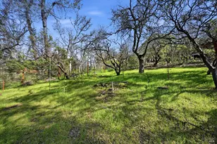 19246 N Shore Ct, Hidden Valley Lake, CA 95467 - Photo 36