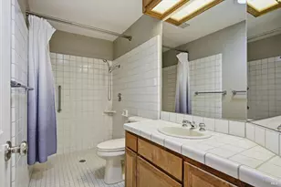 19246 N Shore Ct, Hidden Valley Lake, CA 95467 - Photo 10