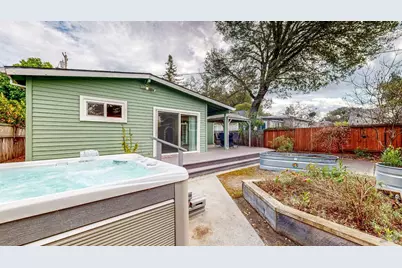 18046 Comstock Avenue, Sonoma, CA 95476 - Photo 24
