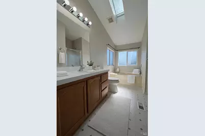 98 Leisure Park Circle, Santa Rosa, CA 95401 - Photo 18