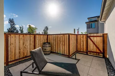 303 Flagship Drive, Napa, CA 94558 - Photo 2