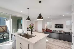 303 Flagship Dr, Napa, CA 94558 - Photo 14