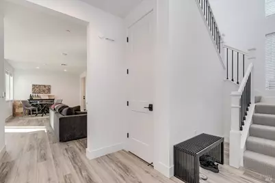 303 Flagship Drive, Napa, CA 94558 - Photo 2