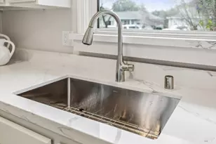 1128 Elm Dr, Novato, CA 94945 - Photo 24