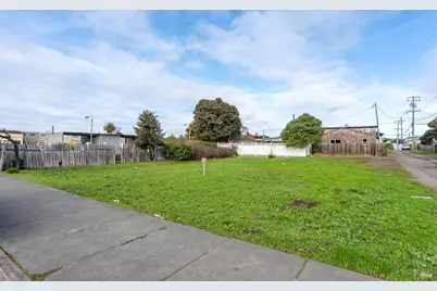 119 E Pine Street, Fort Bragg, CA 95437 - Photo 8