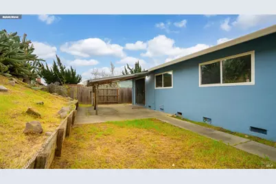 818 Falcon Drive, Vallejo, CA 94589 - Photo 26