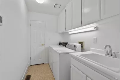 408 Woodley Way, Santa Rosa, CA 95409 - Photo 22