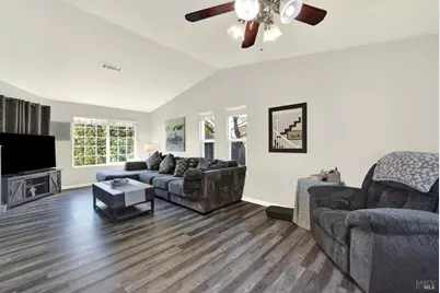 369 Kendrick Lane, Vacaville, CA 95687 - Photo 16