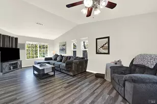 369 Kendrick Ln, Vacaville, CA 95687 - Photo 16