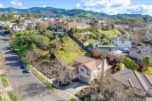 1231 Cayetano Dr, Napa, CA 94559 - Photo 50