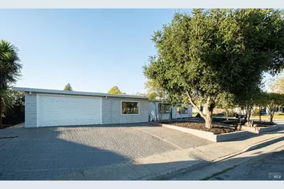 1313 McGregor Avenue, Petaluma, CA 94954 - Photo 2