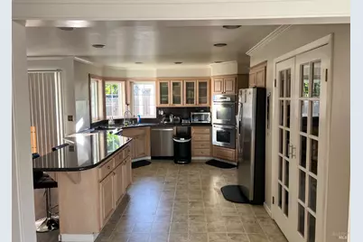 815 Canary Drive, Suisun City, CA 94585 - Photo 2
