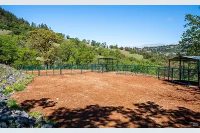 5510 Parducci Road, Ukiah, CA 95482 - Photo 38