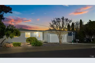 289 Montego Key, Novato, CA 94949 - Photo 2