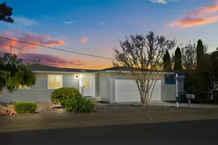 289 Montego Key, Novato, CA 94949 - Photo 2