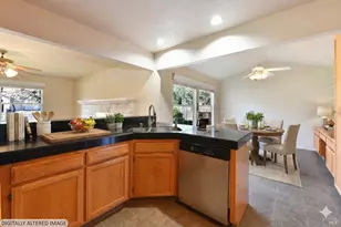 135 Fulton Pl, Windsor, CA 95492 - Photo 6