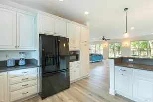 9821 Dawn Way, Windsor, CA 95492 - Photo 14