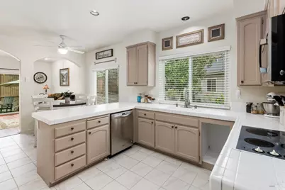 6749 Wintergreen Court, Santa Rosa, CA 95409 - Photo 8