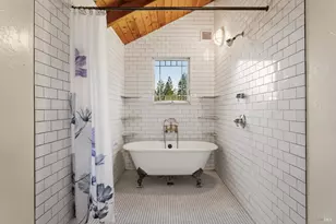 27851 Ten Mile Rd, Point Arena, CA 95468 - Photo 22