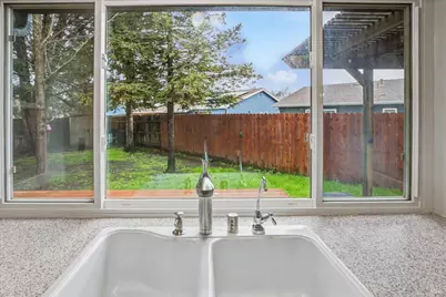 1213 Sprig Court, Fairfield, CA 94533 - Photo 10