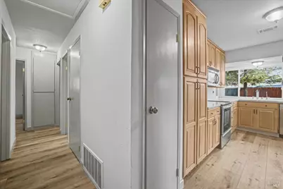 1213 Sprig Court, Fairfield, CA 94533 - Photo 16