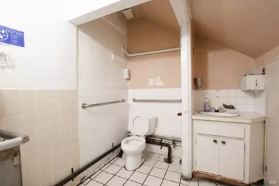 2811 Havenscourt Boulevard, Oakland, CA 94605 - Photo 24