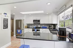 87 Santa Maria Dr, Novato, CA 94947 - Photo 12