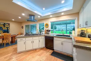 7140 Fairfield Dr, Santa Rosa, CA 95409 - Photo 12