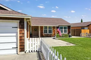 1504 El Morro Ln, Suisun City, CA 94585 - Photo 4