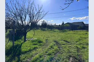 1005 Poplar Road, Vacaville, CA 95687 - Photo 2