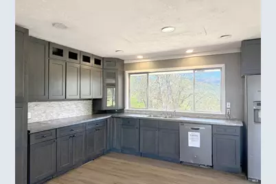 27150 Mendocino Pass Road, Covelo, CA 95428 - Photo 8