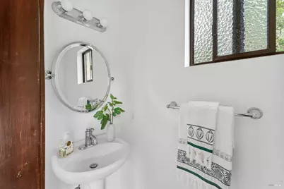 2231 1st Avenue, Napa, CA 94558 - Photo 22