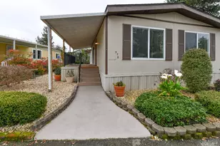 570 Sonoma Dr, Petaluma, CA 94954 - Photo 2