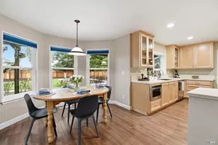 9475 Victoria Ln, Windsor, CA 95492 - Photo 12