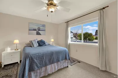 122 Isle Royale Circle, Vacaville, CA 95687 - Photo 36
