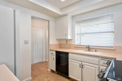 826 Adobe Drive, Santa Rosa, CA 95404 - Photo 10