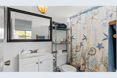 1603 Gladstone Way, Rohnert Park, CA 94928 - Photo 22