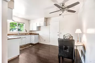 17326 Hillside Ave, Sonoma, CA 95476 - Photo 14