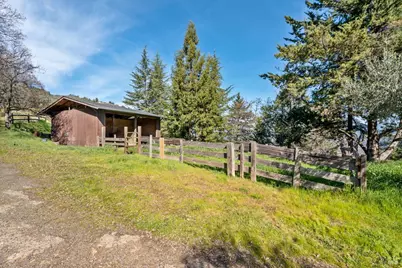1411 Oak Knoll Road, Ukiah, CA 95482 - Photo 30