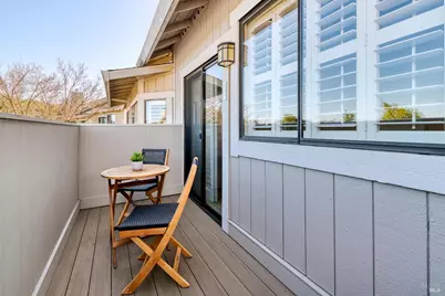 1114 Redwood Boulevard, Novato, CA 94947 - Photo 22