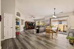 319 Trellis Ln, Vacaville, CA 95687 - Photo 6