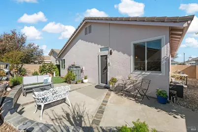 319 Trellis Lane, Vacaville, CA 95687 - Photo 36