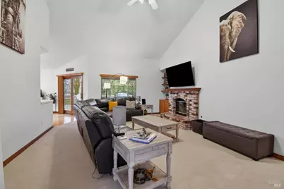 9595 Meadow Place, Windsor, CA 95492 - Photo 8