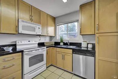 735 Racquet Club Circle, Rohnert Park, CA 94928 - Photo 6