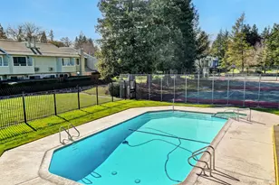 735 Racquet Club Cir, Rohnert Park, CA 94928 - Photo 32