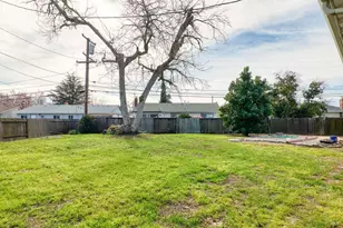 627 Shasta Ct, Dixon, CA 95620 - Photo 12