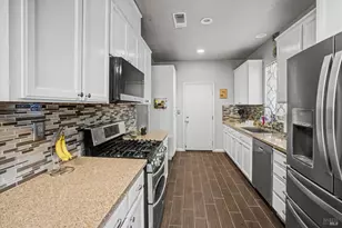 984 Countrywood Cir, Vacaville, CA 95687 - Photo 16